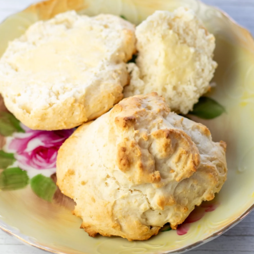 How Do You Make Homemade Drop Biscuits?