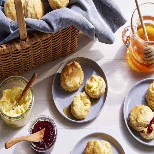 What Tips Can Help You Achieve Flaky and Buttery Biscuits?