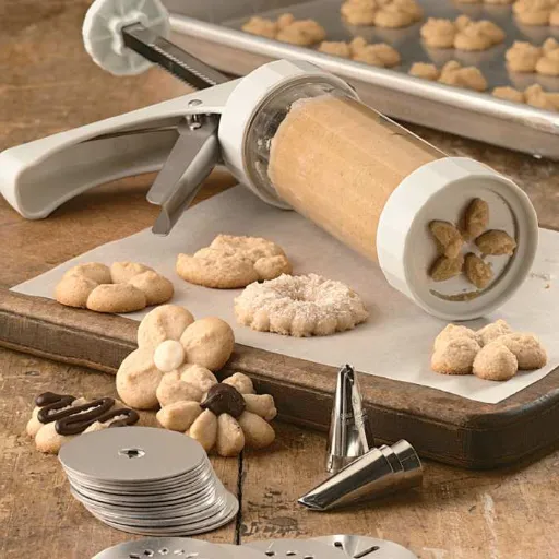 How to Choose the Best Cookie Press for Your Needs